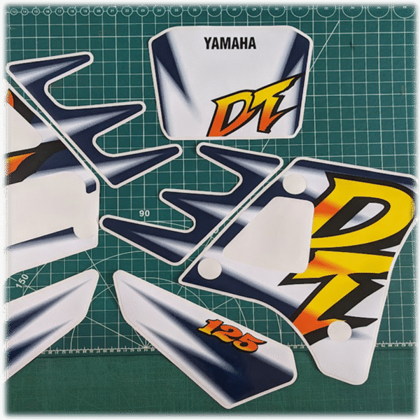 Yamaha DT 125R Graphics (1997) Dark Blue Model